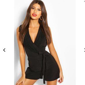 NWT Boohoo Eyelet Trim Belted Romper